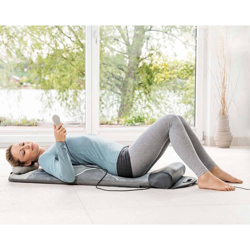 Beurer MG 280 Stretch Mat with 7 air chambers to imitate Yoga and Stretching exercises, Gentle vibration massage,versatile device with 3 Years Warranty, Grey (64348)